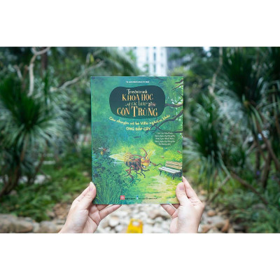 Sách - Truyện Tranh Khoa Học Về Các Loài Côn Trùng - Đinh Tị Books