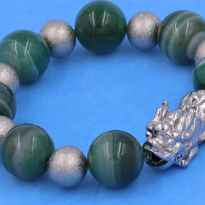 Chuỗi tay Tỳ Hưu inox charm Thạch Anh Xanh Lá Sọc 16 ly phối 6 bi - hợp mệnh Hỏa, mệnh Mộc - Chuỗi size XXL