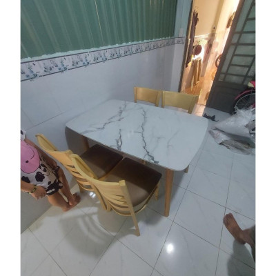 Bộ bàn ăn gia đình, chung cư giá rẻ