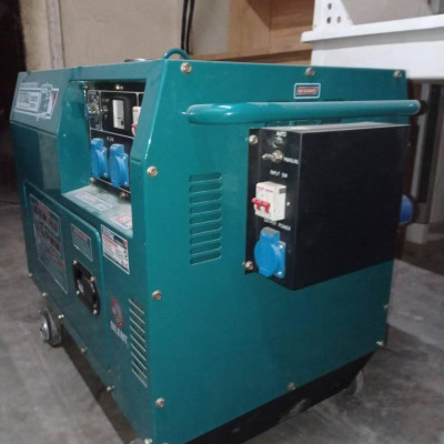 MÁY PHÁT ĐIỆN DÙNG DẦU DIESEL (4.5 KW/5.0KW) TOTAL TP250001-1 - HÀNG CHÍNH HÃNG