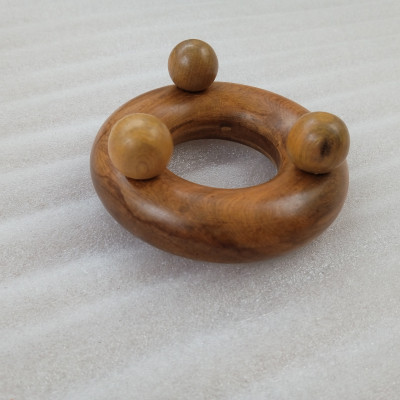 Dụng cụ massage N H home bằng gỗ thơm