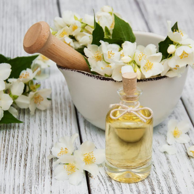 Tinh dầu Hoa Nhài (hoa Lài) nguyên chất từ thiên nhiên, xông phòng, khử mùi, thơm phòng, đuổi muỗi - KingOil