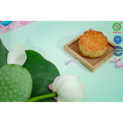 Hộp bánh trung thu 4 bánh 1 trứng 150g - Combo Super A5 - Thành Long (600g) - VIỆT NAM