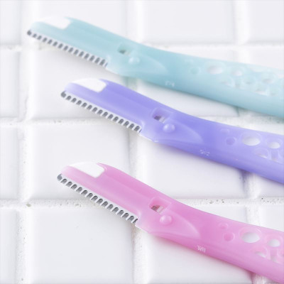 Dao Cạo Lông Mày Lưỡi Thép Không Gỉ Kai Eyebrow For Women (Set 3 Cây)
