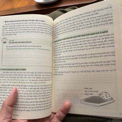 HÃY BIẾN MÌNH THÀNH NGƯỜI HẠNH PHÚC NHẤT BÂY GIỜ - Ryushun Kusanagi – Thái Hà Books - NXB Lao Động