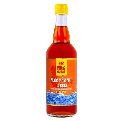 Nước mắm Nhỉ Cá cơm 584 Nha Trang - 30 độ đạm - Chai Thủy Tinh 510ml