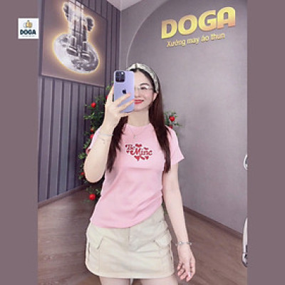Áo babytee in chữ “Be Mine” kết hợp với các hình trái tim đỏ nổi bật chất BORIP COTTON xịn có size từ 35kg đến 68 kg trẻ trung 5màu sang trọng Mã 194