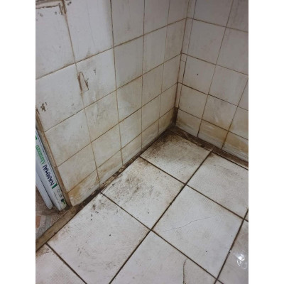 Combo Dr.C CHÍNH HÃNG siêu tiết kiệm ( Siêu tẩy dầu mỡ Dr. C + Làm sạch sàn gạch, thiết bị men sứ Dr.C - S90 ( 1 lít))