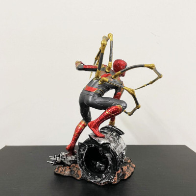 Mô Hình Người Nhện Spider Man Avengers MAVEL trạng thái chiến đấu cực chất . Cao 20cm . Figure Avengers