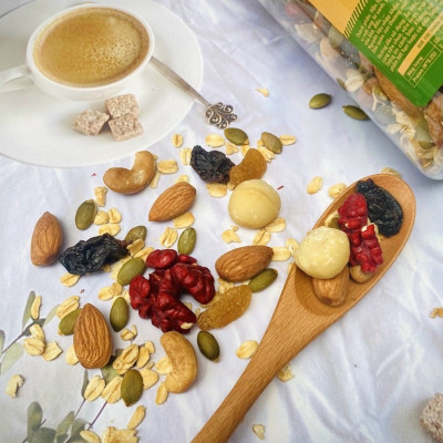 Ngũ Cốc Granola Nướng Vị Mật Ong Hạt Nhập Khẩu - thương Hiệu Holinut/500gram