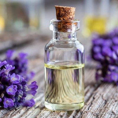 Tinh dầu Oải Hương (Lavender) 50ml nguyên chất từ thiên nhiên, xông phòng, khử mùi, thơm phòng, đuổi muỗi - KingOil