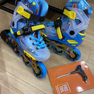 [Tặng Bảo Hộ Tay Chân] Giày Patin Trẻ Em Centosy Kid Pro, Form Nhựa, Độ Chịu Lực Cao, Có Khóa Bánh Cho Bé