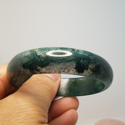 Vòng tay đá băng ngọc thủy tảo