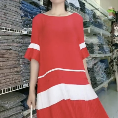 Đầm suông xếp ly đơn giản mà xinh myqlothing.