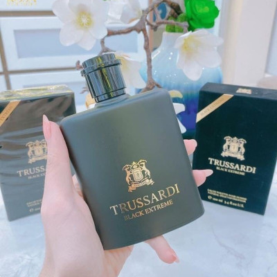 Nước Hoa Nam Trussardi Black Extreme Pour Homme - Eau De Toilette (100ml)