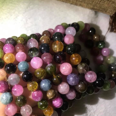 VÒNG PHONG THỦY ĐÁ TOURMALINE TỰ NHIÊN  LOẠI ĐẸP ĐẸP 8mm NỮ TẤT CẢ CÁC MỆNH