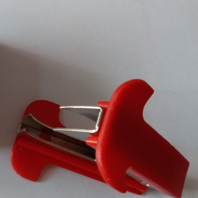 gỡ ghim (giao màu ngẫu nhiên)