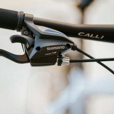 Xe đạp thể thao CALLI H3000 Khung nhôm cao cấp, tem phản quang 