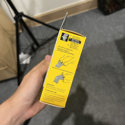 Bó gối thể thao cao cấp 3M Futuro 76587ENR màu xám, size M, 1 chiếc/hộp, thương hiệu Mỹ