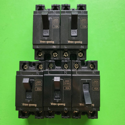 Cầu dao an toàn Điện Quang ĐQ SB15 - Aptomat CB Cóc (10A, 15A, 20A, 30A, 40A) dùng đóng ngắt phụ tải, bảo vệ quá dòng