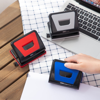 Máy Đục Lỗ 15 Tờ Deli, Xanh Dương, Đỏ, Ghi Xám - 1 Cái E0105