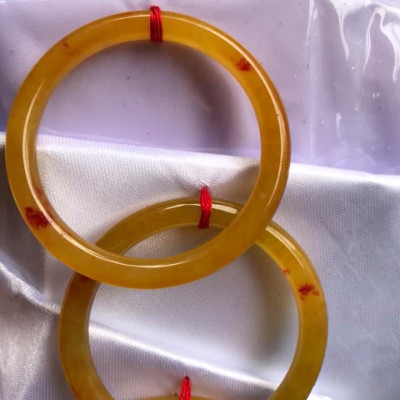 VÒNG TAY ĐÁ CẨM THẠCH VÀNG ANH TƯƠI BÓNG ĐẸP SIZE VÒNG 48MM NỮ MỆNH KIM THỔ, THUỶ