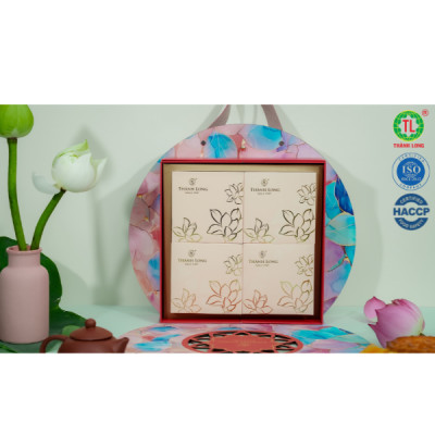 Hộp Bánh Trung Thu 4 bánh 1 trứng 150g Hồng Phúc - Thành Long (600g) - VIỆT NAM