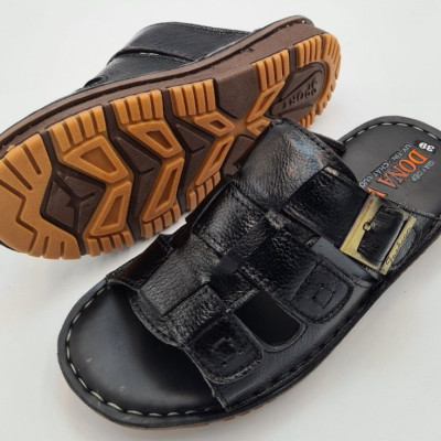 Dép quai ngang nam da bò thật 100% DONAVY,đính khuy thời trang may quai và đế rất chắc chắn DO3KD