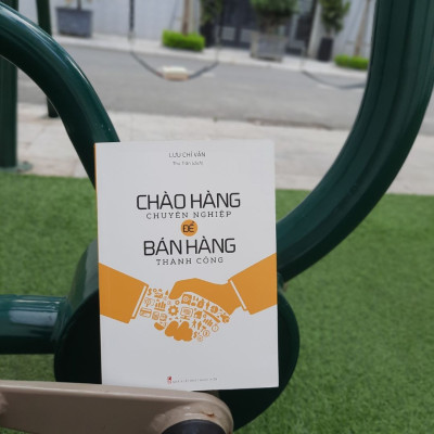 Combo sách - 3 Cuốn Cẩm Nang Tư Vấn Bán Hàng ( Bán Hàng Tư Vấn Sao Cho Đúng + Chào Hàng Chuyên Nghiệp Để Bán Hàng Thành Công + Giao Tiếp Chuyên Nghiệp Để Bán Hàng Thành Công) (MinhLongBooks)