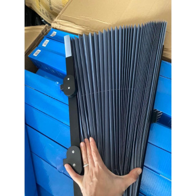 Rèm che nắng kính lái xếp che nắng thông minh