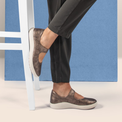 Giày búp bê sức khoẻ nữ Aetrex Erica Bronze - giày bít đế đệm, giảm đau chân