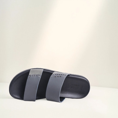 Dép quai ngang Biti