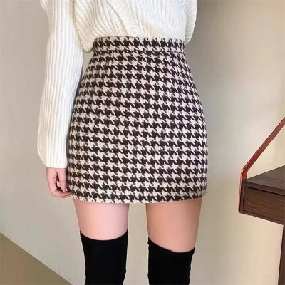 Chân váy dạ lông cao cấp họa tiết hình răng sói