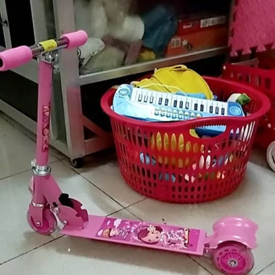 Xe Scooter Cho Bé Centosy 951 Dành Cho Bé Dưới 40Kg, Có Bánh Phát Sáng, Điều Chỉnh Được Chiều Cao