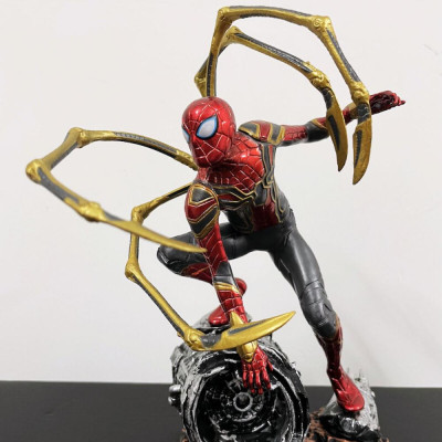 Mô Hình Người Nhện Spider Man Avengers MAVEL trạng thái chiến đấu cực chất . Cao 20cm . Figure Avengers