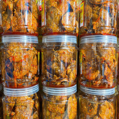 Mực Rim Me đã chế biến ăn liền hộp 500 gram là món ăn ngon ơi là ngon của shop Đặc Sản Biển Phan Thiết NGỌC DŨNG. Hạn sử dụng 6 tháng kể từ ngày đặt hàng