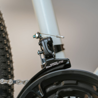 Xe đạp thể thao CALLI 2100 Khung nhôm không mối hàn