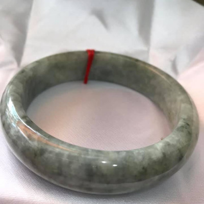 VÒNG CẨM THẠCH NAM BẢN HẸ ĐẬU 62MM MỚI ĐÁ THIÊN NHIÊN MÀU XÁM BÔNG NAM 72KG ĐẾN 88KG ĐEO