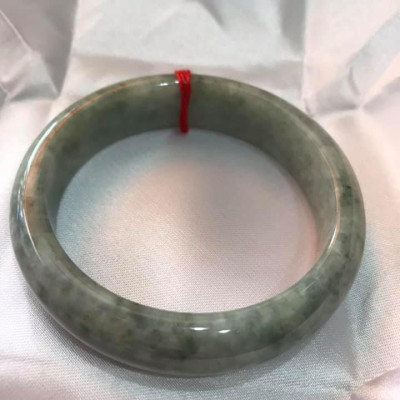 VÒNG CẨM THẠCH NAM BẢN HẸ ĐẬU 62MM MỚI ĐÁ THIÊN NHIÊN MÀU XÁM BÔNG NAM 72KG ĐẾN 88KG ĐEO